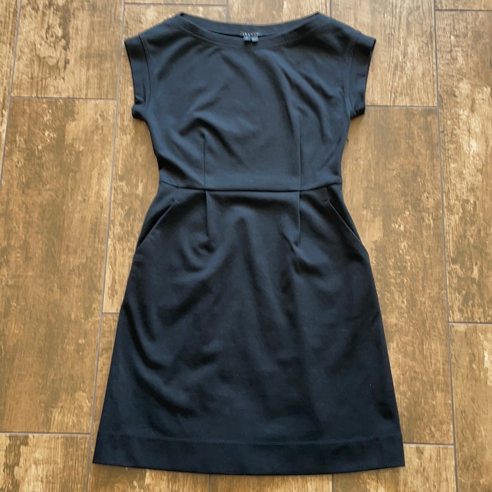 THEORY Wyna Sheath Dress with pockets Size P XS